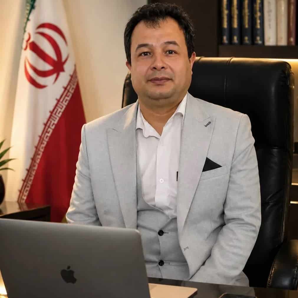 حسام حکیمیان